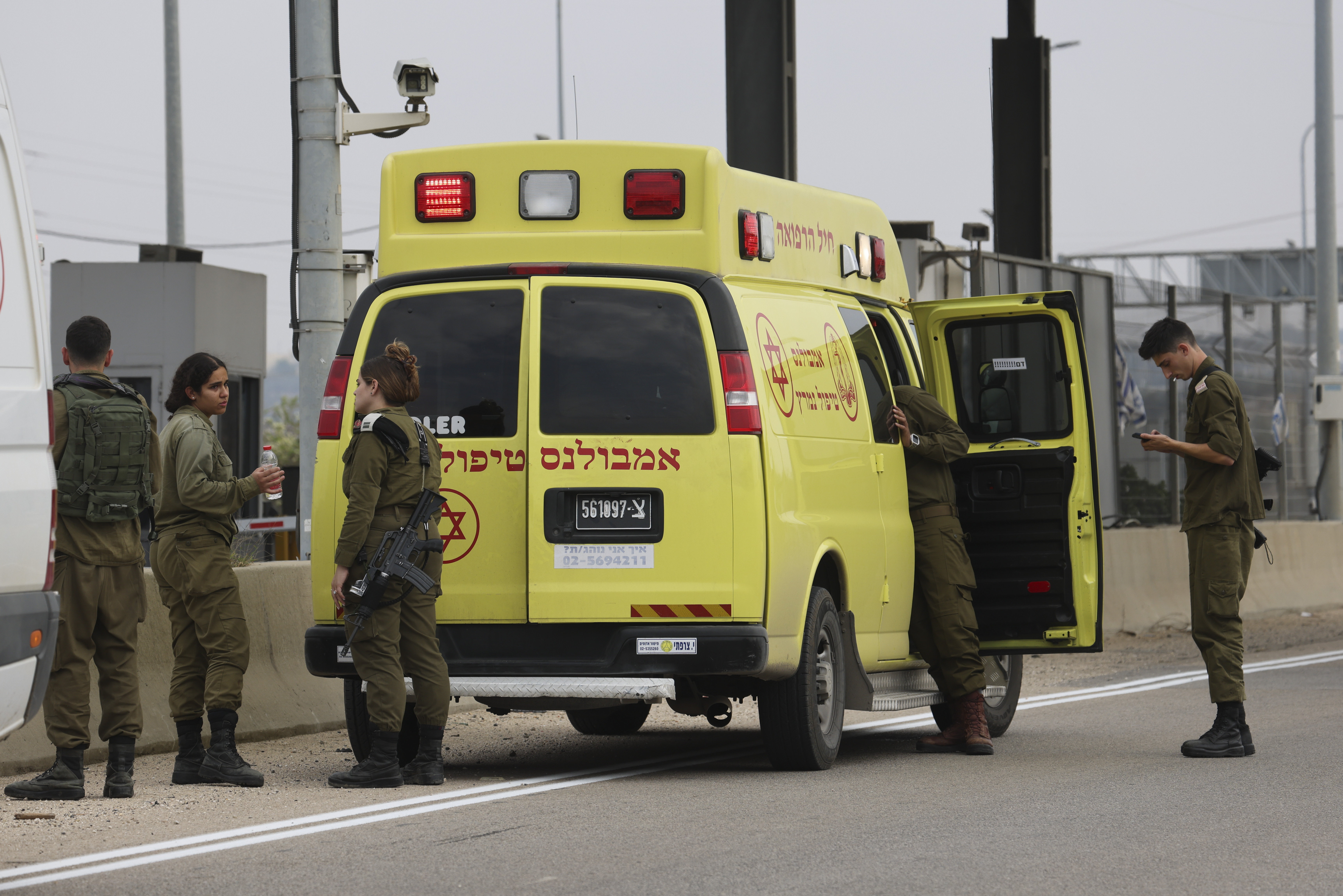 Durva incidens: maszkos fegyveresek kórházból rabolták el egy fiatal izraeli fiú holttestét – Fegyveres erők gyülekeznek Ciszjordánia északi részén