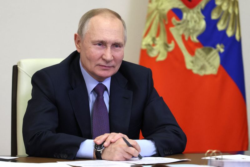 Újabb megdöbbentő pletyka kering Putyin egészségi állapotát illetően – kínos helyzetbe kerülhetett