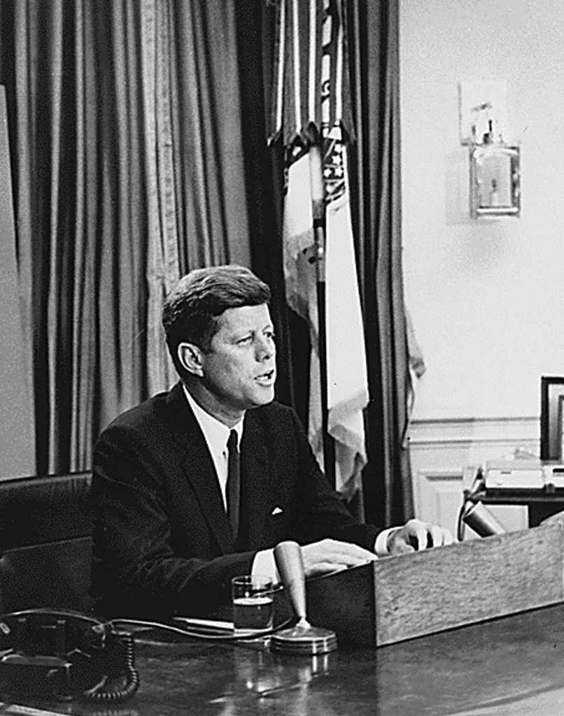 Eddig soha nem ismert iratokat hoztak nyilvánosságra a Kennedy-gyolkosság ügyében 