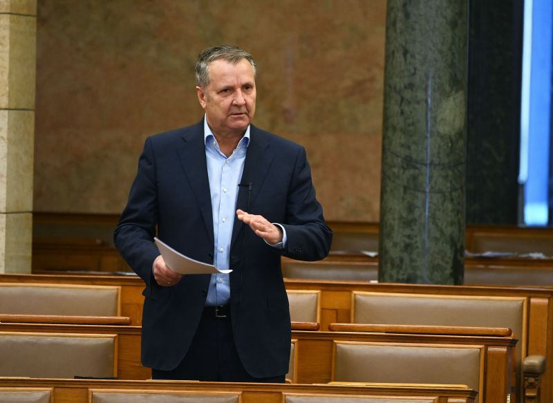 A botrány folytatódik! Újbuda polgármestere válaszolt a Molnár Gyula ellen tiltakozó alpolgármestereknek