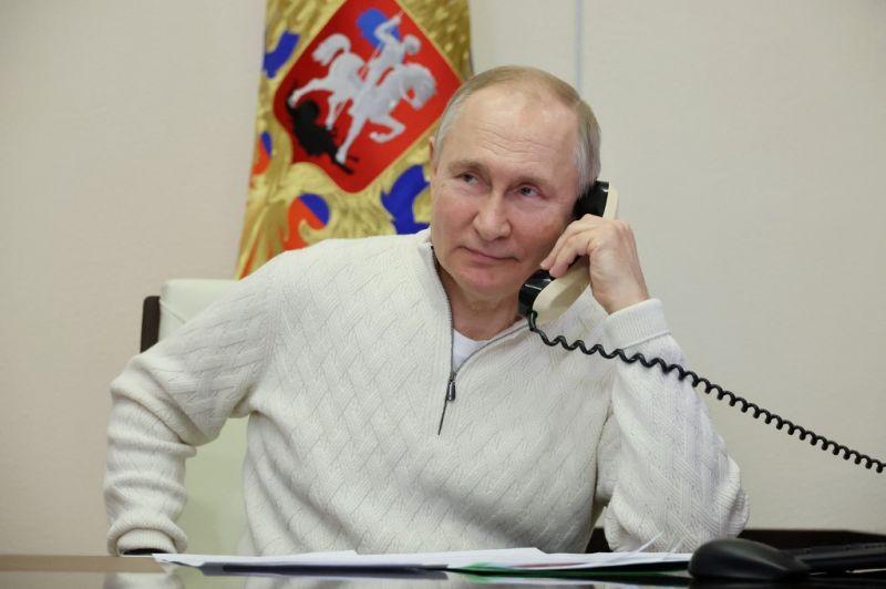 Putyin tűzszünetet hirdetett