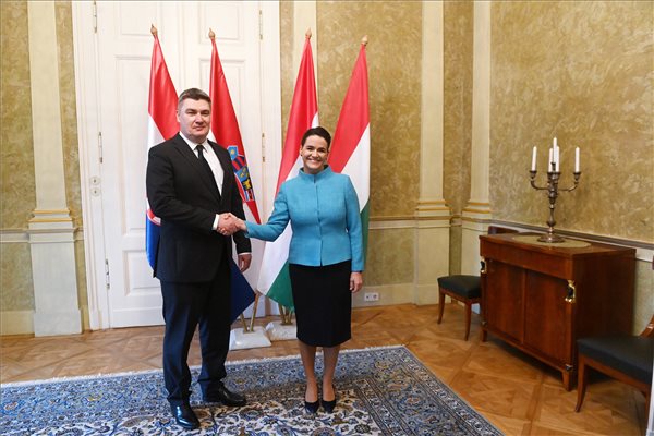 Meglátogatta Novák Katalint a horvát köztársasági elnök – fotók