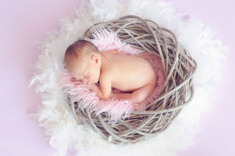 Újszülöttet találtak a hatvani kórház babamentő inkubátorában – ez a sors vár rá