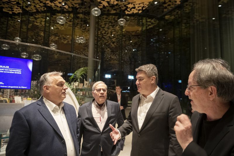 Orbán Viktor megmutatta a horvát elnöknek, hogy mire büszke most igazán – körbevezette a Magyar Zene Házában