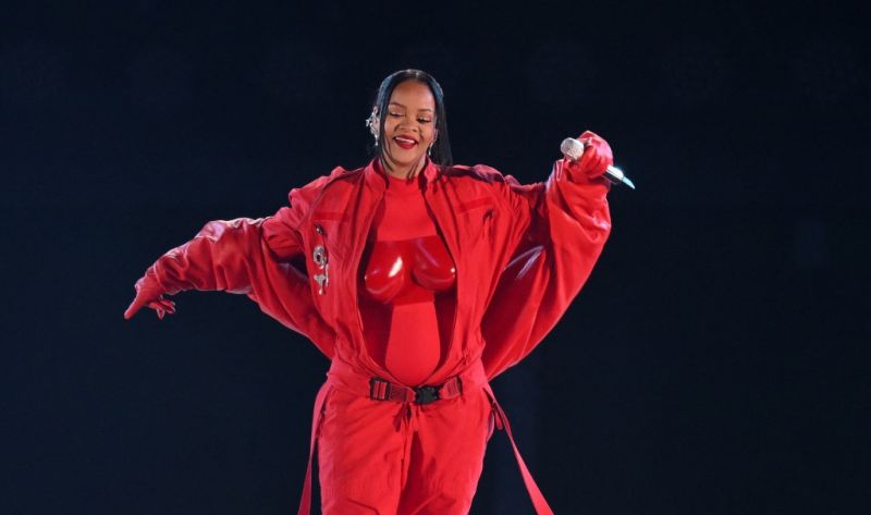 Megdöbbentő: magyar vonatkozása is van Rihanna Super Bowl alatti fellépésének!  