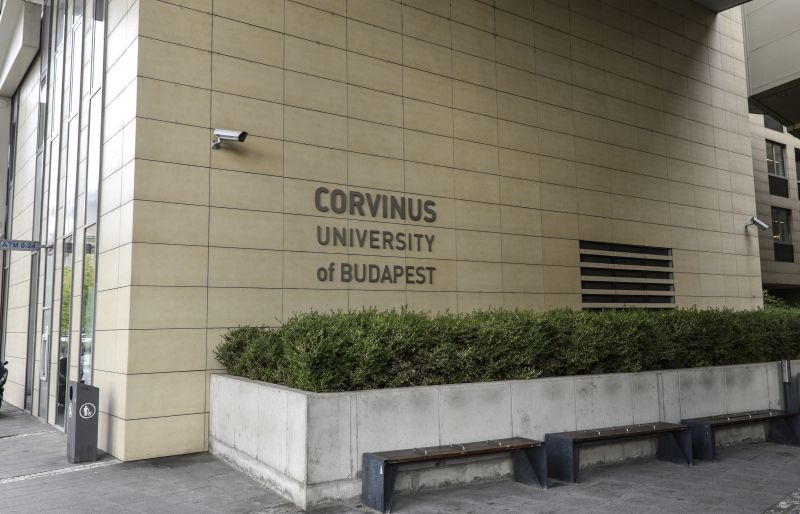 Kivételeztek egy hallgatóval a vizsgán a Corvinuson a Mol-részesedéssel rendelkező szülők nyomására, etikai eljárás indult az egyetem két munkatársa ellen