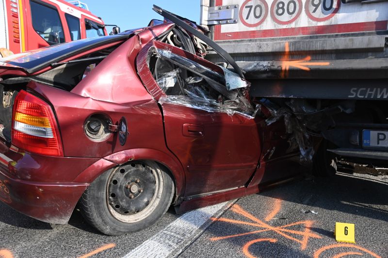 Ezért menekült el a halálos balesetet okozó sofőr – videó