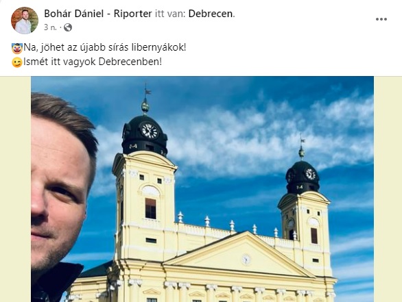 Dzsudzsák Balázs büszkén pózol a Fidesz akkumulátorgyár-párti emberével