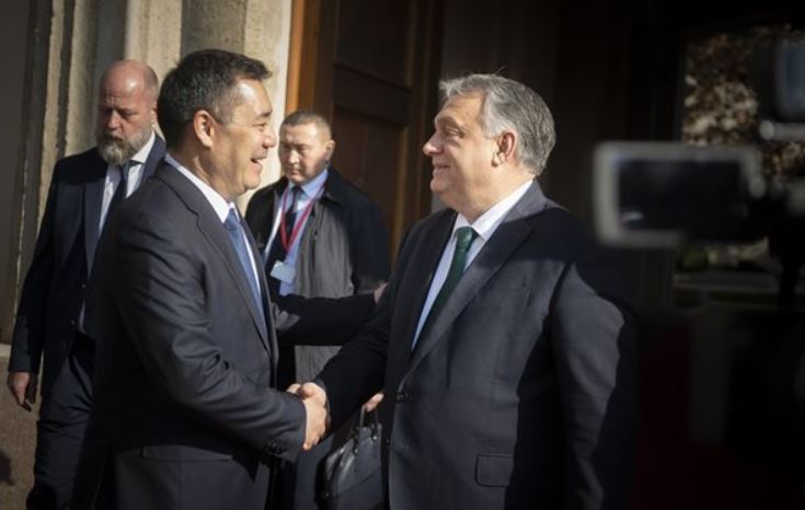 Egészen elképesztő, hogy most épp mivel támadta be Orbán Viktor Brüsszelt 