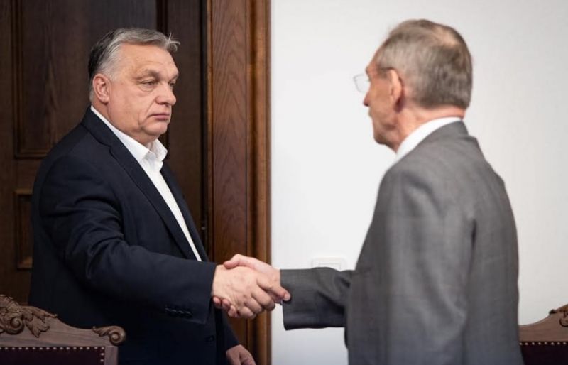 Orbán Viktor komor arccal üzent, a magyar gyerekek viszont lassan fellélegezhetnek