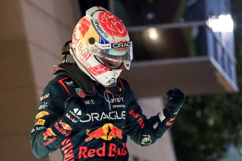  Verstappen rajt-cél győzelmet a szezonnyitó Forma-1-es Bahreini Nagydíjon