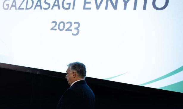 Orbán Viktor megnyugodott és közölte, hogy szívesen fogadja a gratulációkat