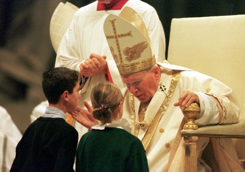 Vatikáni botrány: II. János Pál pápa már bíborosként is tudhatott a pedofilügyekről