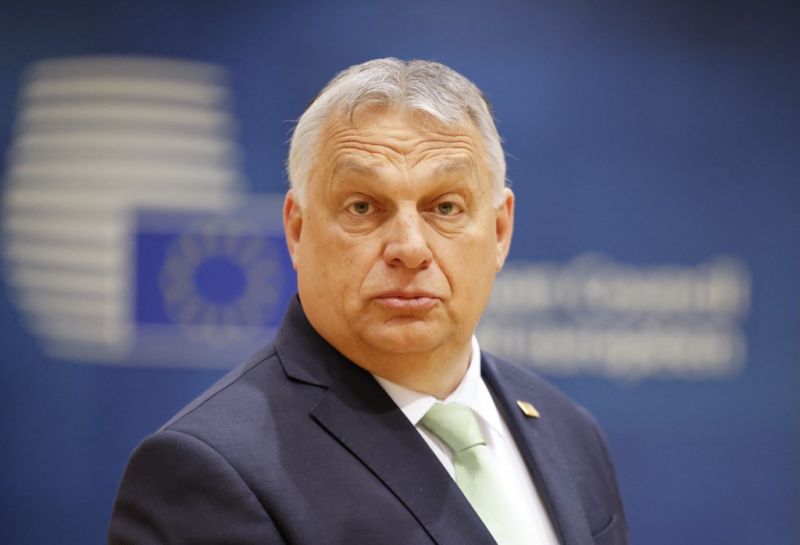 A továbbiakban az ügyészség foglalkozik Orbán Viktor toszkán kiruccanásának ügyével