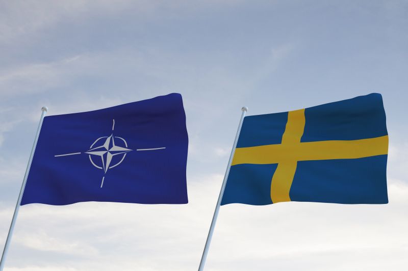 Nagy többséggel elfogadta a parlament a NATO-csatlakozásról szóló jogszabályt Svédországban 