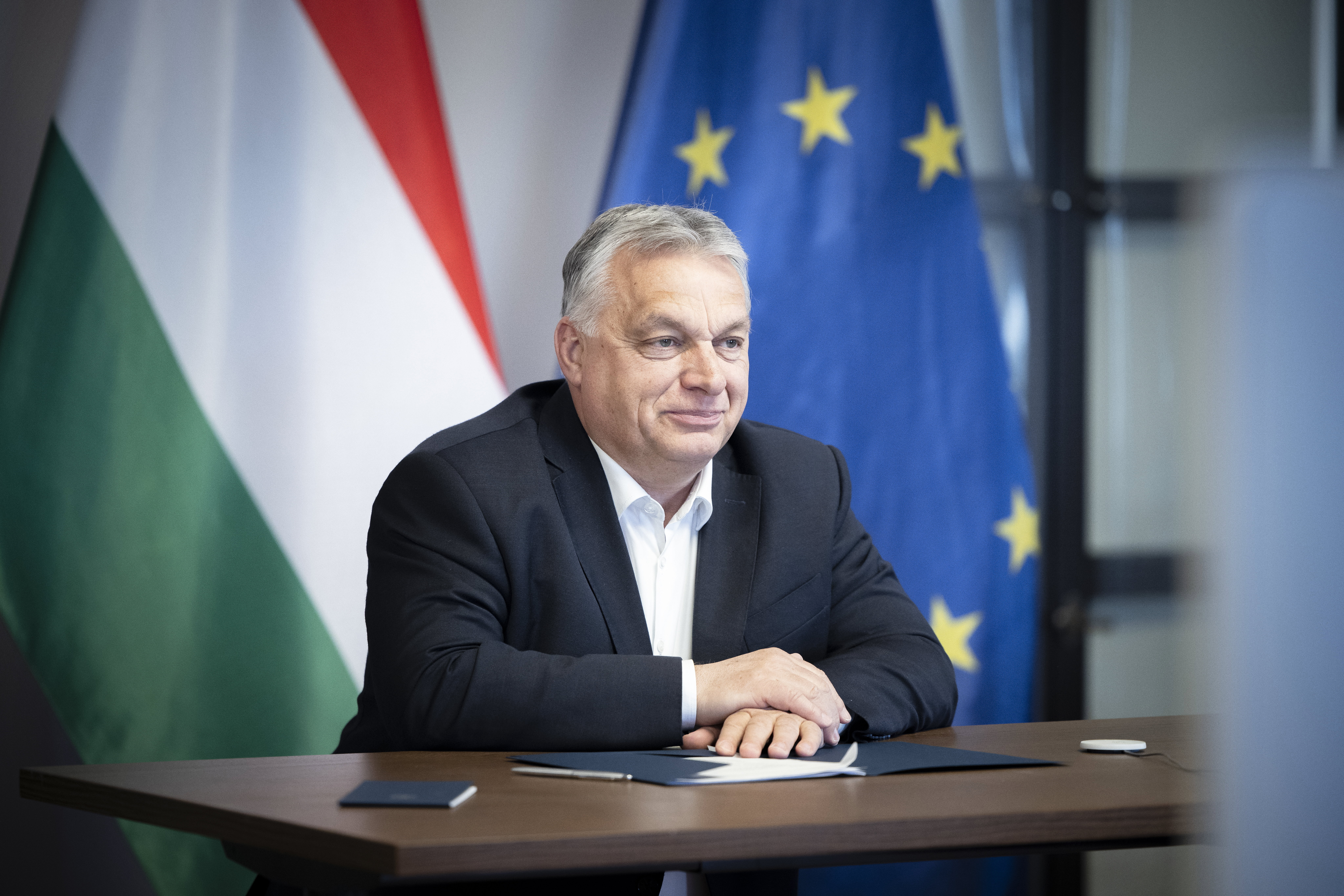 Orbán Viktor: "Induljon a banzáj!" – unokáival indult a húsvéti bevásárlásra, videó