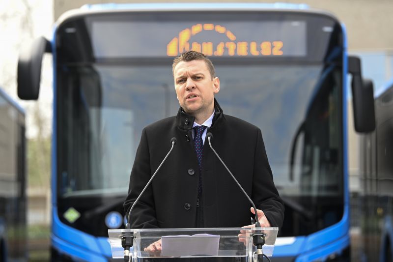Új fejlemény a szlovák busztragédiában: hazaérkezett az utolsó sérült is