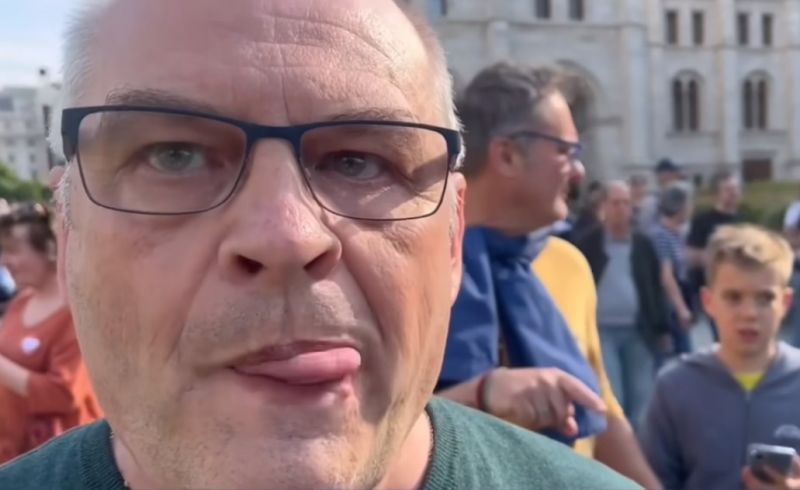 El hijo del Dr. Ákos Hadházy quería golpearlo - afirma el propagandista de Fidesz TV