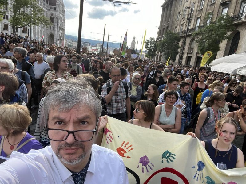 Ákos Hadházy rejeitou a tentativa de reconciliação de Sándor Pintér
