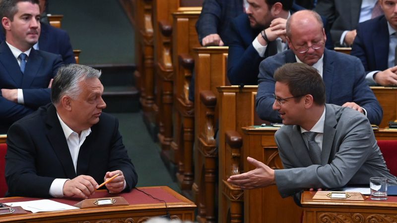 Orbánék újra meghosszabbították a „háborús vészhelyzetet”, mehet tovább a rendeleti kormányzás