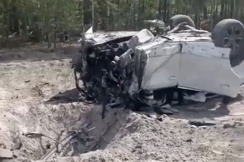 Pokolgép repítette levegőbe egy orosz író autóját – videó
