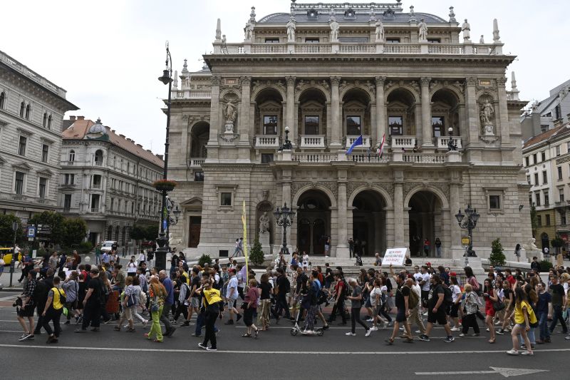 Sztrájk az Operaházban: 30 százalékos béremelést akarnak az ott dolgozók