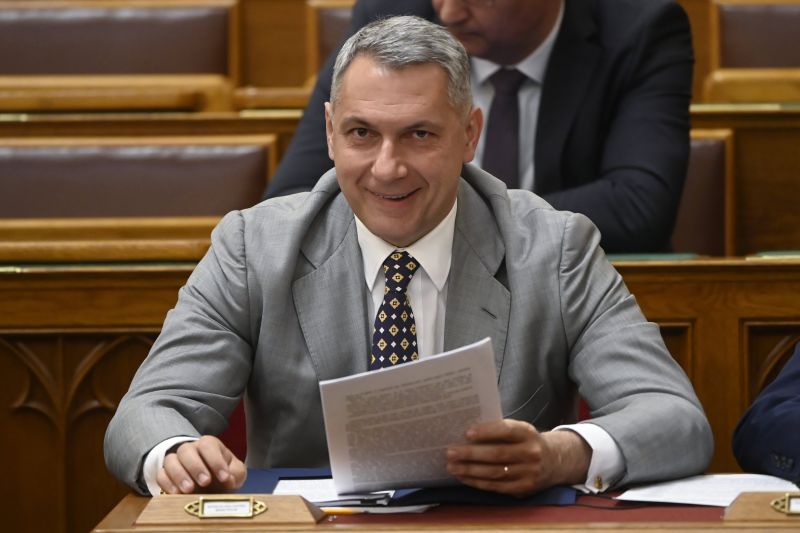 Lázár megerősítette, hogy a Fidesz győri polgármesterjelöltje Dézsi Csaba András lesz
