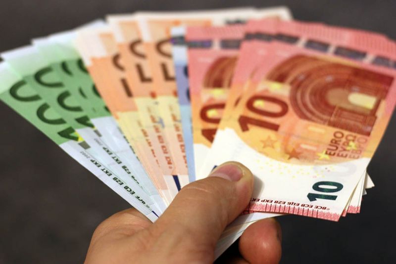 Brüsszel megnyitja a pénzcsapot – Magyarország végre kap "egy kis" pénzt az EU-tól