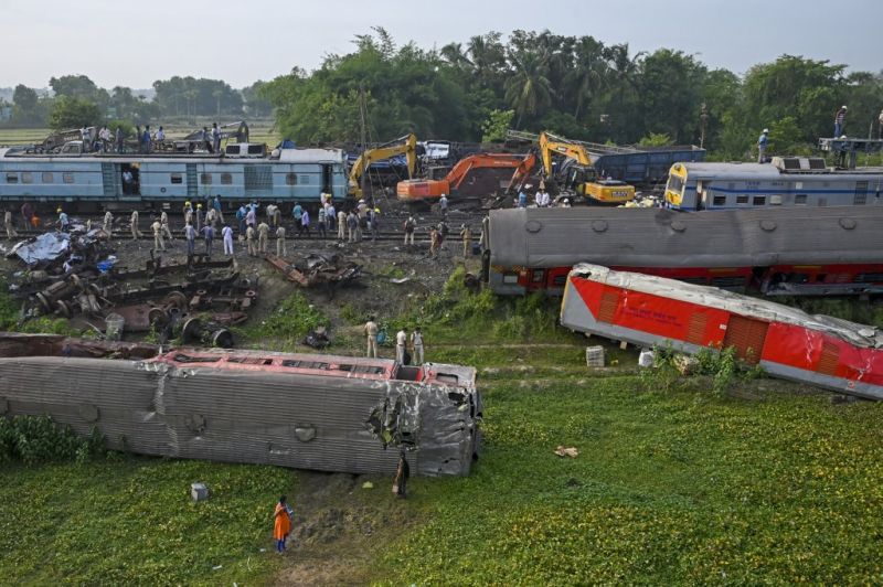 Kövér Lászlót is megindította az indiai vonatkatasztrófa, részvétnyilvánító táviratot küldött