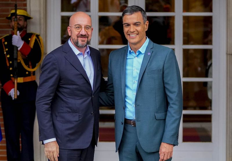 Pedro Sánchez első EU elnökségi napján Ukrajnába utazott – Ezzel a szimbolikus lépéssel fejezte ki támogatását Zelenszkijnek