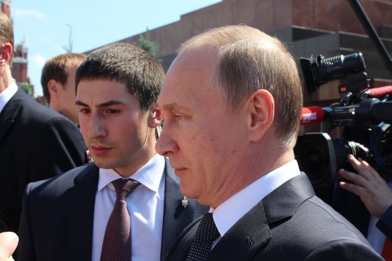 „Undorító helyzet” – Náci beszéddel lelkesítette híveit az exkommunista Putyin