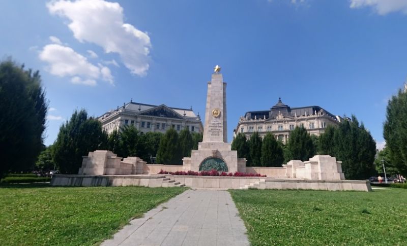 Eltakarítaná a Jobbik az orosz megszállás emlékművét Budapest közepéről