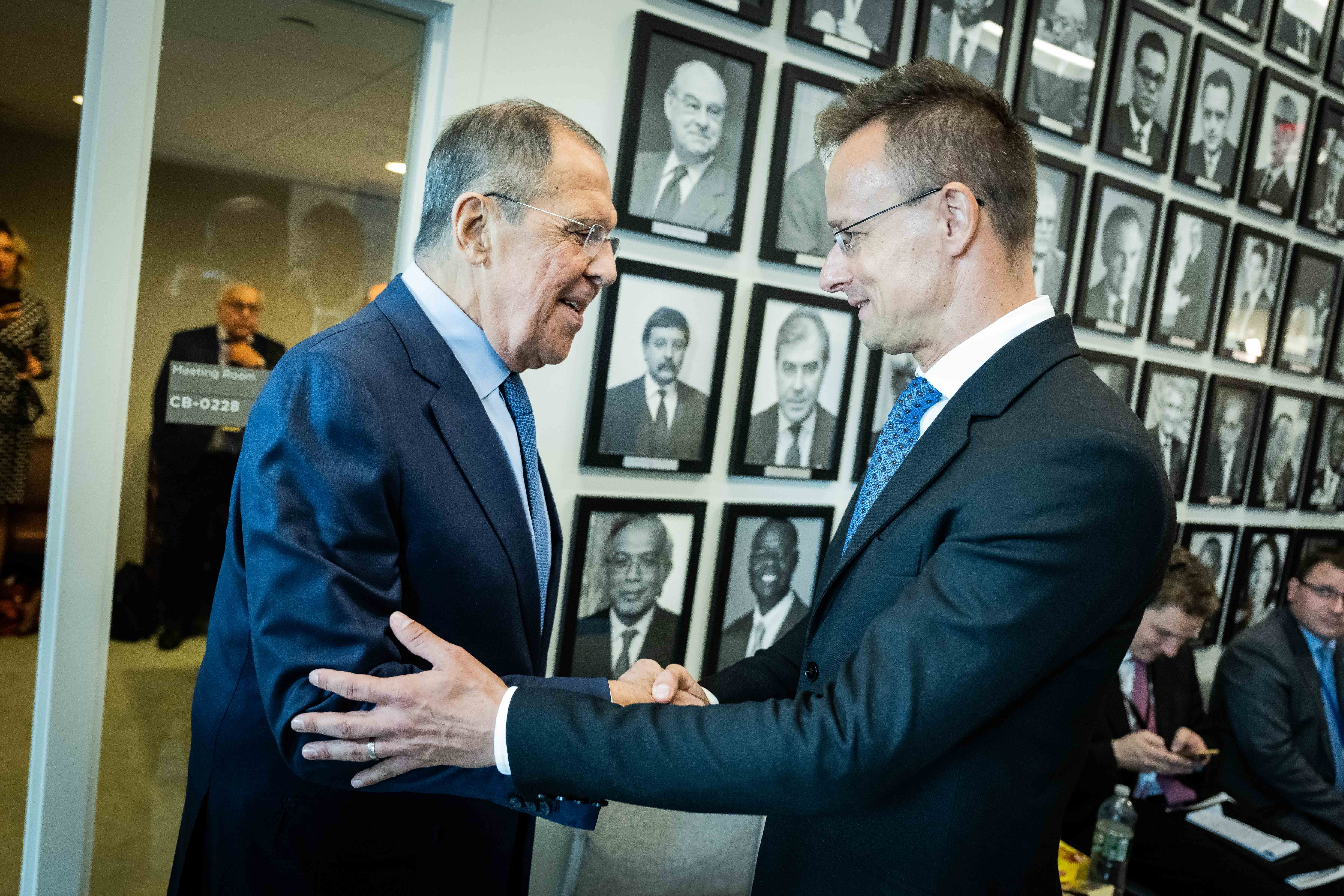 Szijjártó megüzente Moszkvából: "kölcsönös tiszteletre" alapozott együttműködésre vágyik az EU és Oroszország között