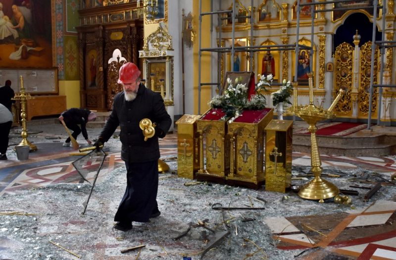 Az ukrán parlament elfogadta a törvényjavaslatot: betilthatják a Moszkvával kapcsolatban álló egyházakat
