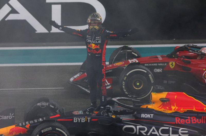 Forma-1: Verstappen nyerte az Abu-Dzabi Nagydíjat