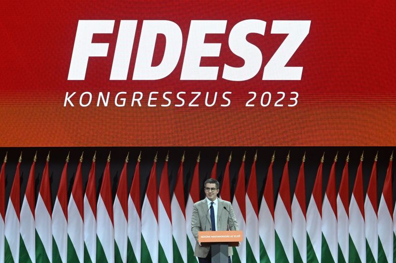 A Fidesz rendkívüli parlamenti ülést kezdeményezett