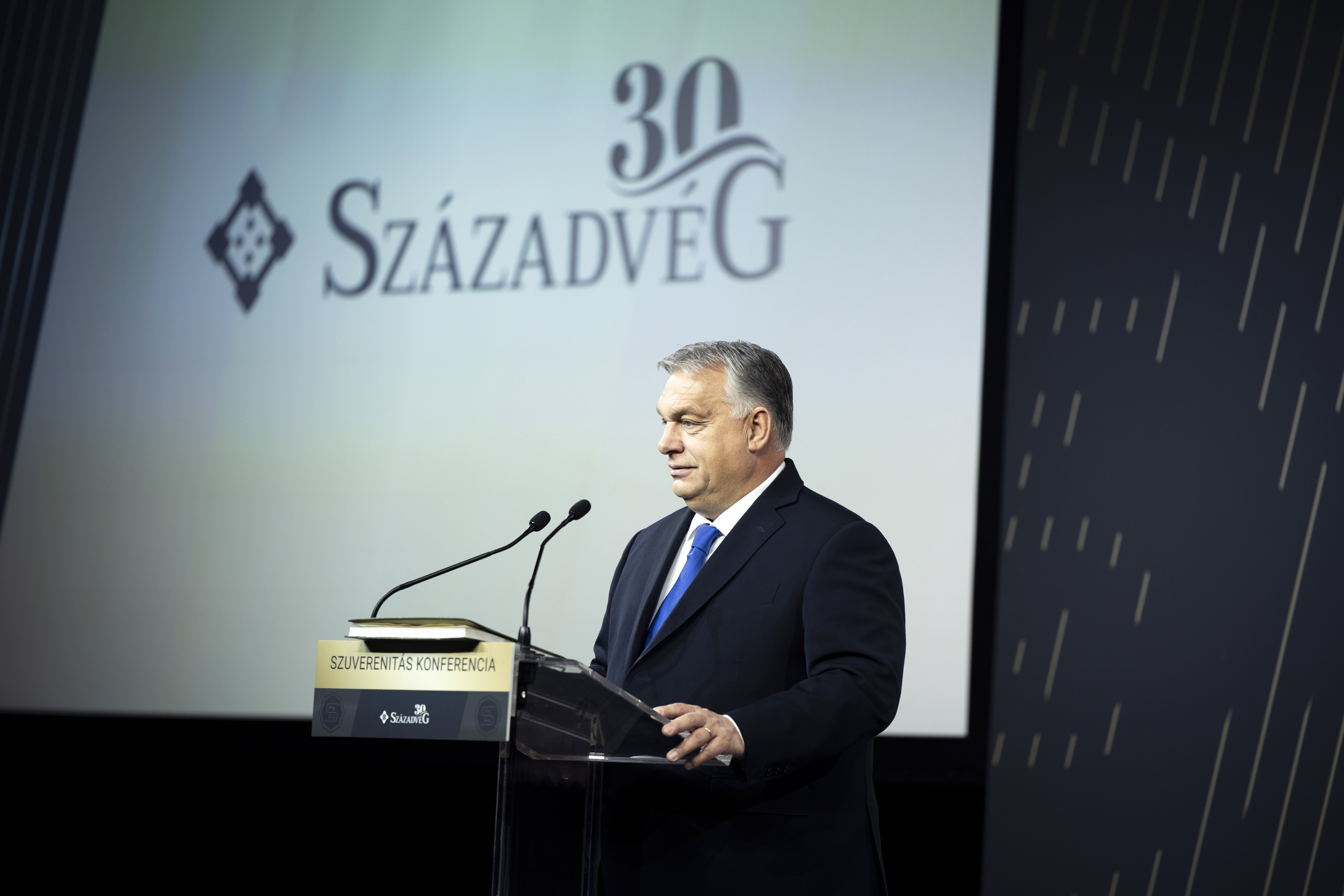 Orbán Viktor: "Azt akartuk, hogy a szovjetek húzzanak el!"