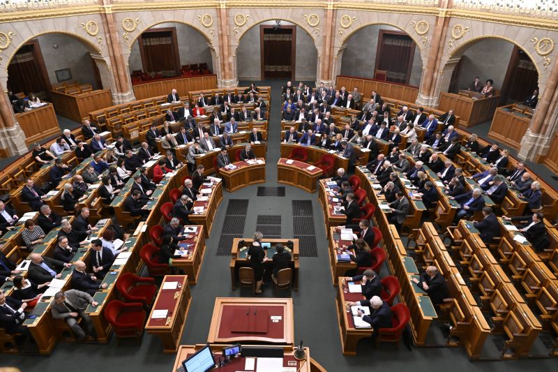 Új minisztériumot hoz létre az Orbán-kormány, ma tárgyalja a parlament