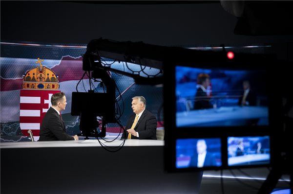 Orbán Viktor a TV2-nek adott interjút