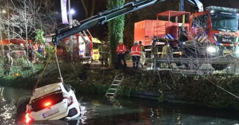Magyar Honda esett holland csatornába, halál miatt nyomoz a rendőrség