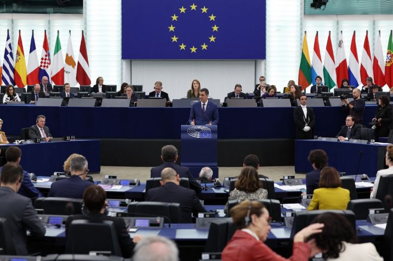 Döntöttek: az EU csatlakozási tárgyalásokat kezd Ukrajnával és Moldovával