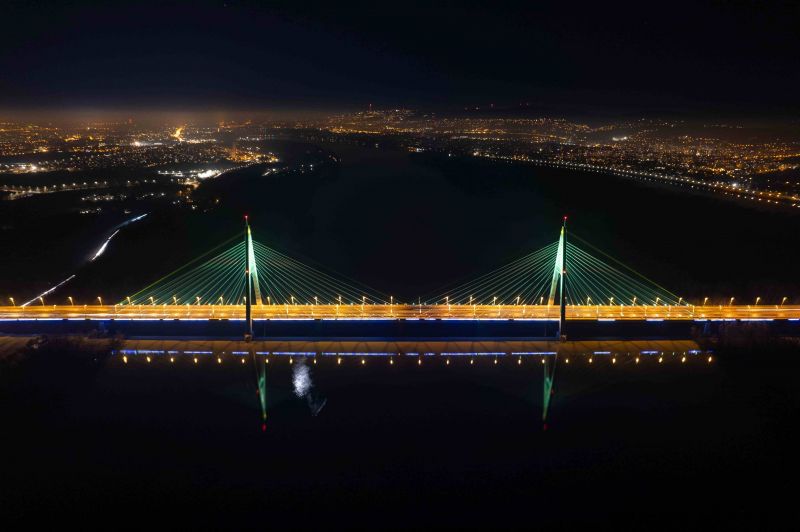 A rakpartot is ellepheti a Duna, mire tetőzik Budapesten az ár