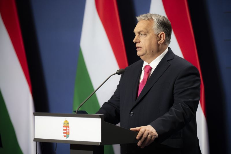 Orbán: "Valami kór rágja" a nyugati demokráciák szervezetét