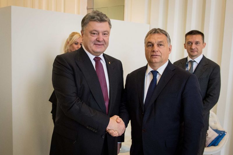 Orbánék több mint 343 millió forintnyi magyar közpénzt utaltak Petro Porosenko volt ukrán elnöknek