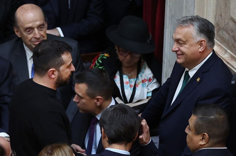 Zelenszkij mellébeszélés nélkül egyeztetett Orbánnal 