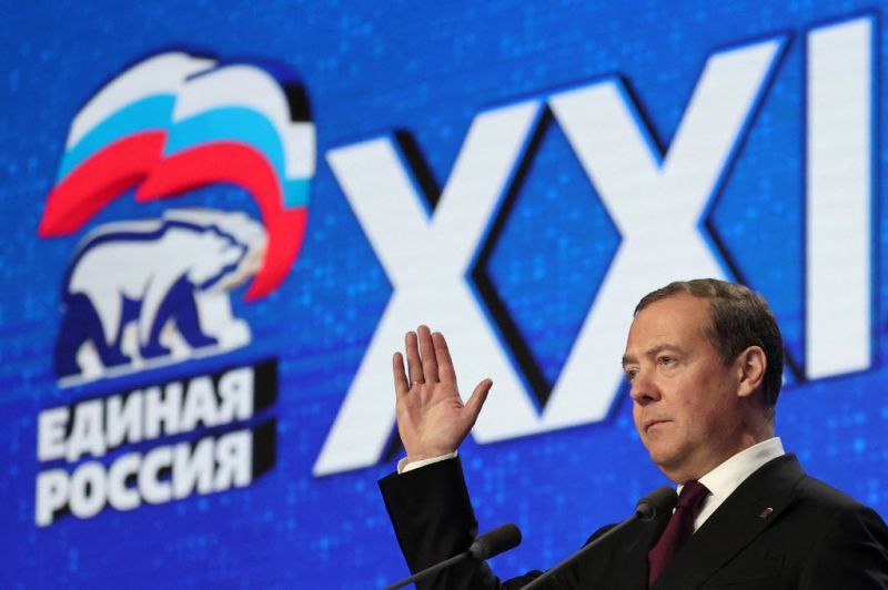 Medvegyev szerint az ukránok vagy megadják magukat, vagy az oroszok kiirtják az egész népet