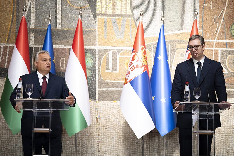 Ebből baj lehet: Orbán azonnal megszakítja barátságát Vučić elnökkel?