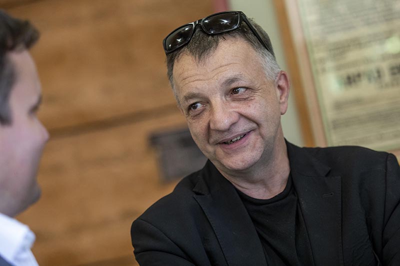 Pesty László újra nekiment a Fidesznek:"az életünket kockáztatjuk"