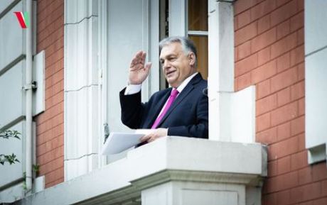 Orbán Viktor bejelentette, az idén postásként is számíthatnak rá a magyarok