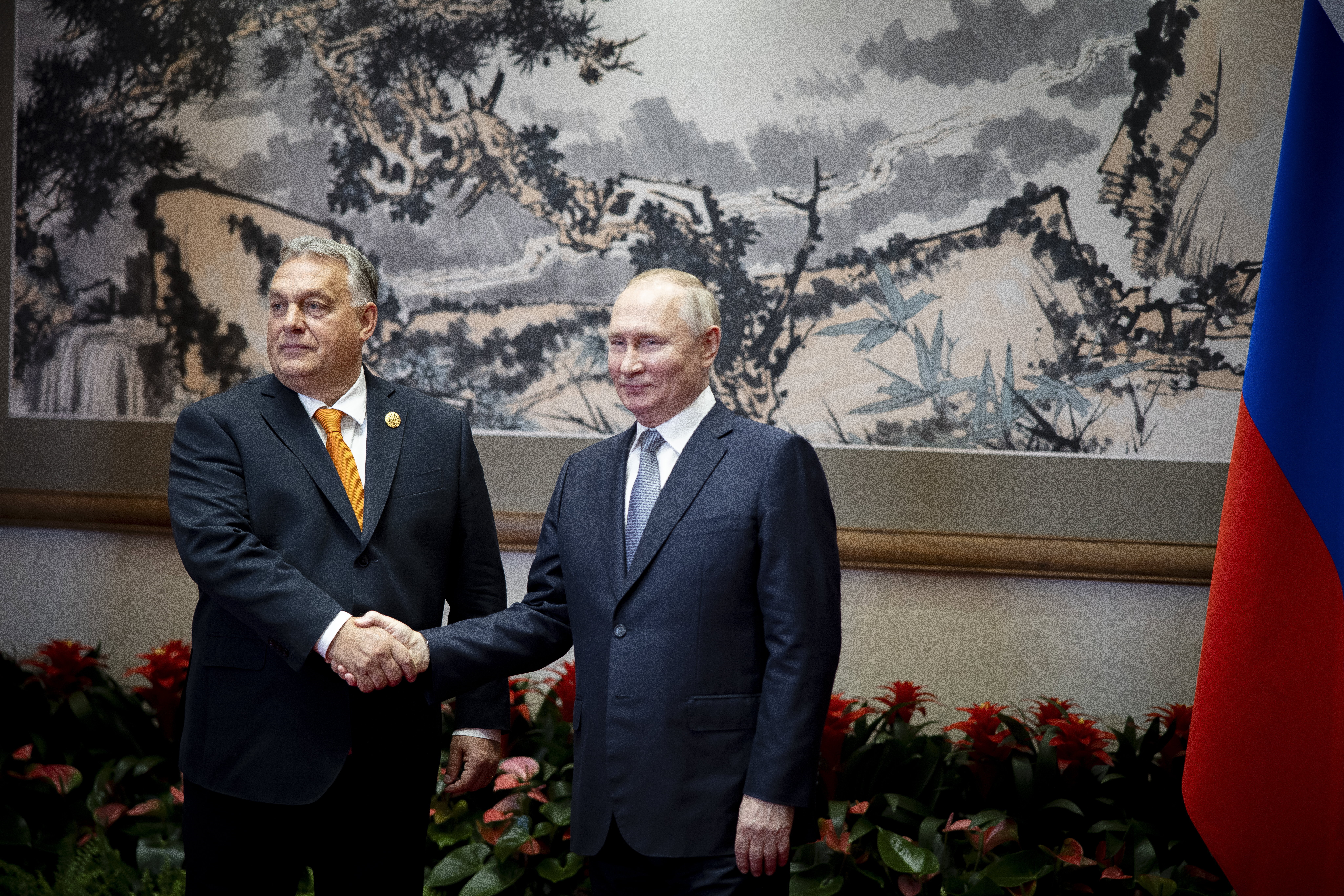 Putyin elárulta, miről beszélgetett Orbánnal, és hogy felajánlotta-e Kárpátalját Magyarországnak